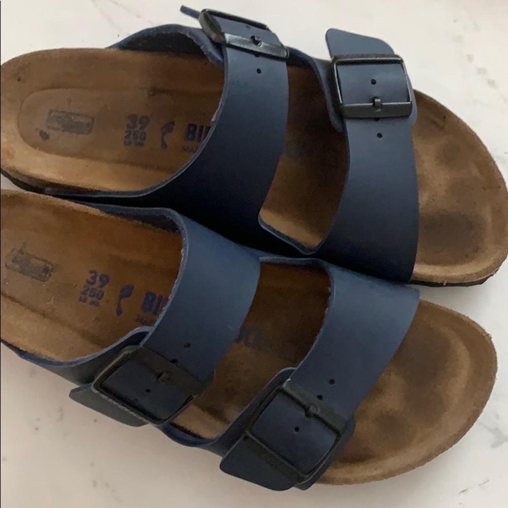 Navy Birkenstock’s
